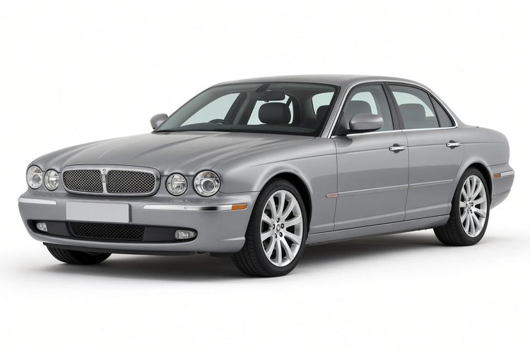 Jaguar XJ X350, front three-quarter view